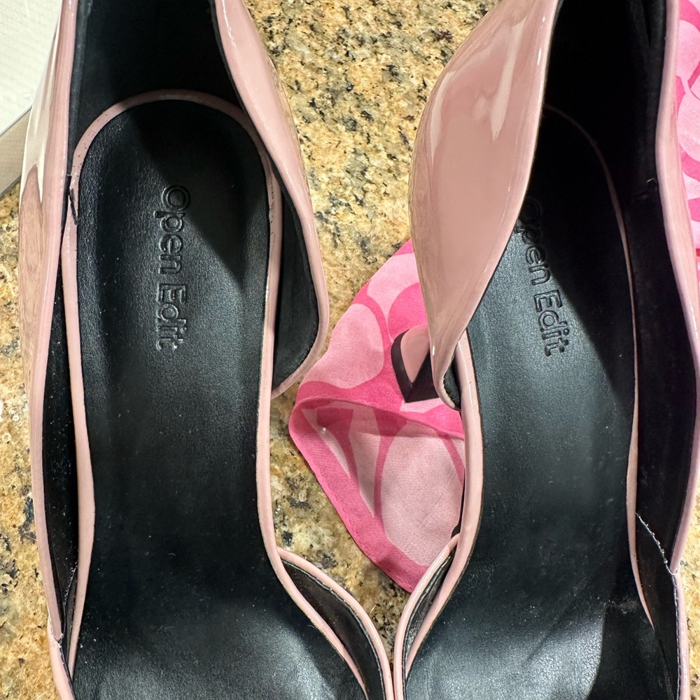 Elegant Pink Patent Leather Heels